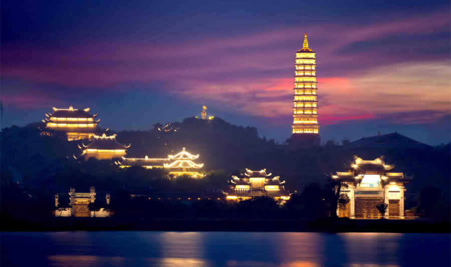 Tour du lịch Ch&ugrave;a B&aacute;i Đ&iacute;nh Ninh B&igrave;nh Tam Ch&uacute;c H&agrave; Nam 2 ng&agrave;y 1 đ&ecirc;m