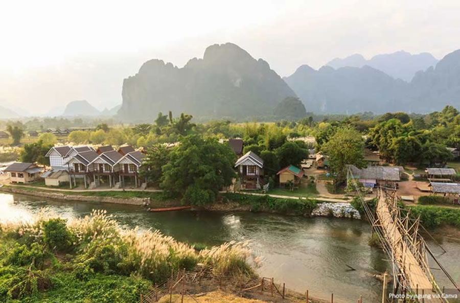 Cho thuê xe du lịch Vinh Hà Tĩnh đi Vientiane Lào