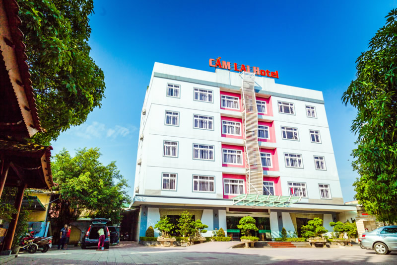 Khách sạn Cẩm Lai