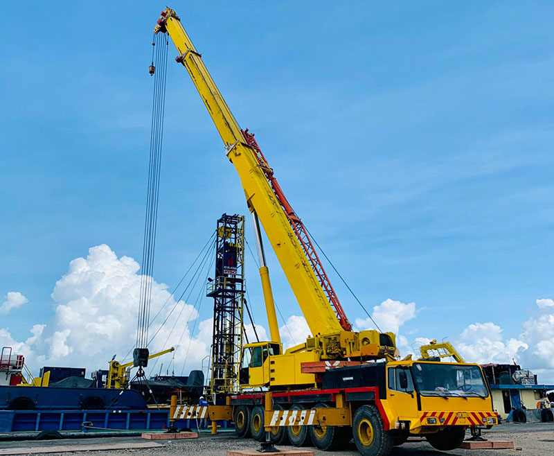 Cho thuê xe cẩu, xe nâng hàng Vinh Nghệ An